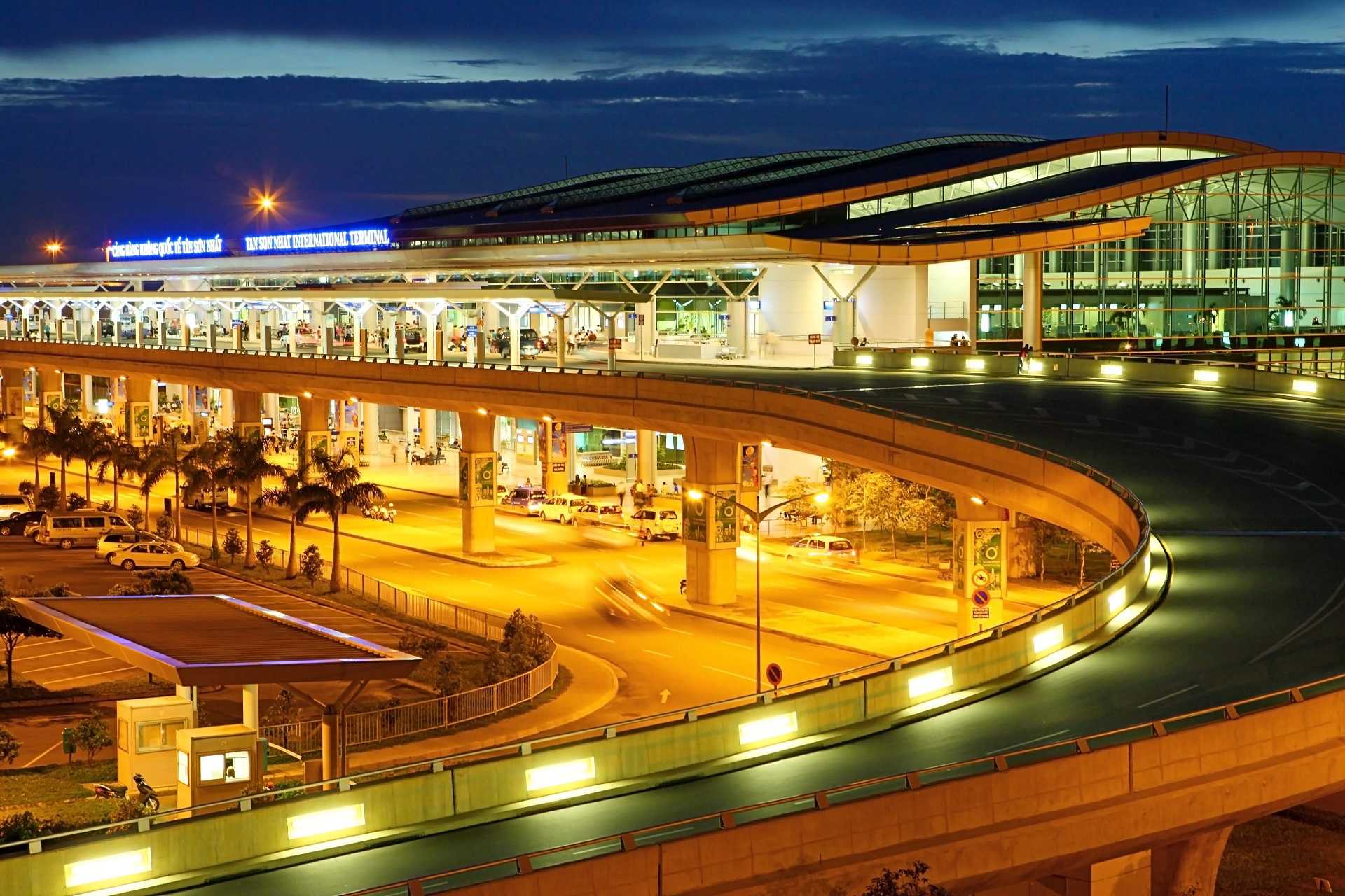 Ngày 1 · TP. HCM - KANSAI 