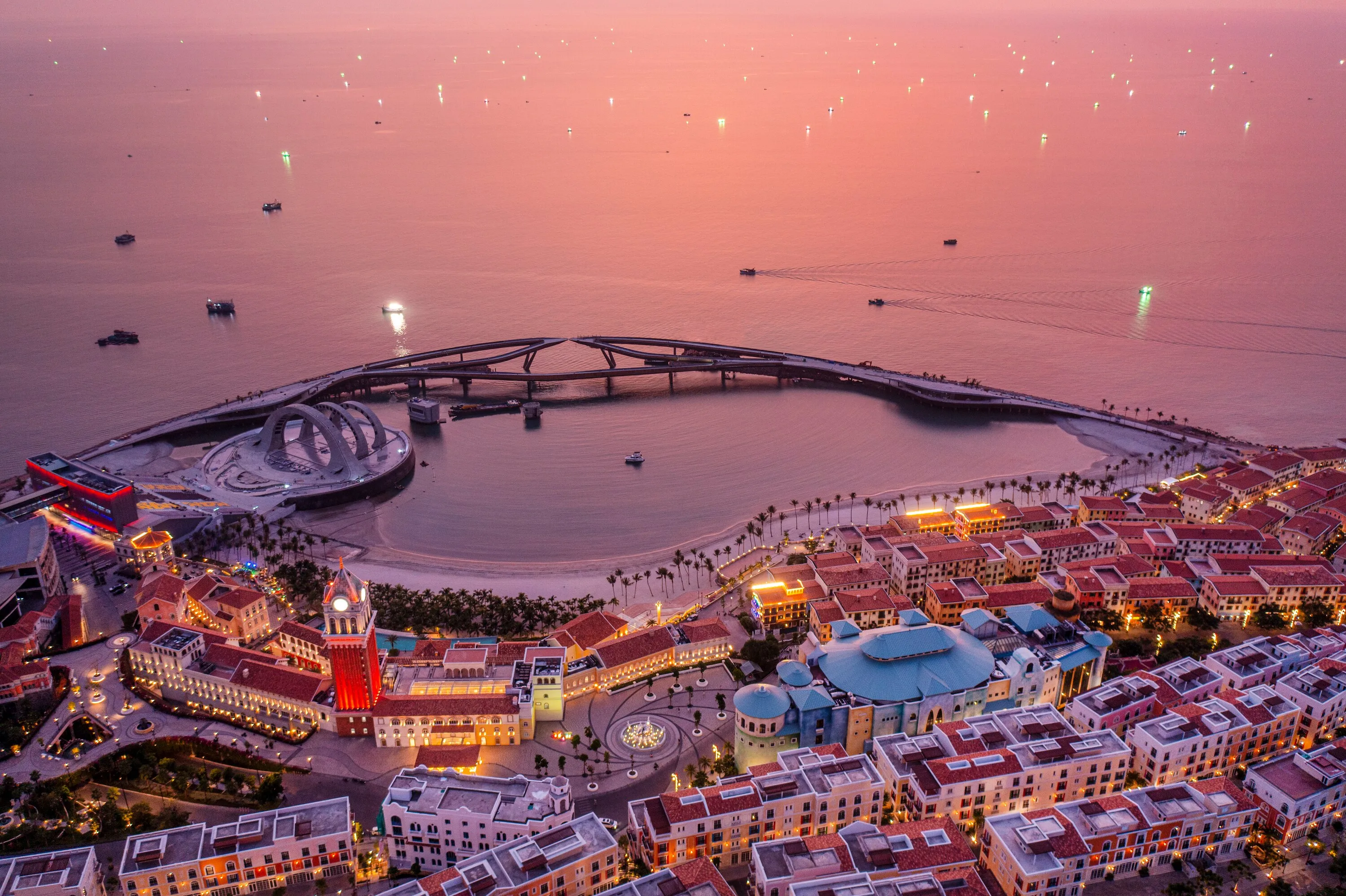 PHÚ QUỐC - CÂU CÁ, LẶN NGẮM SAN HÔ - SUNSET TOWN - GRAND WORLD 3N2Đ